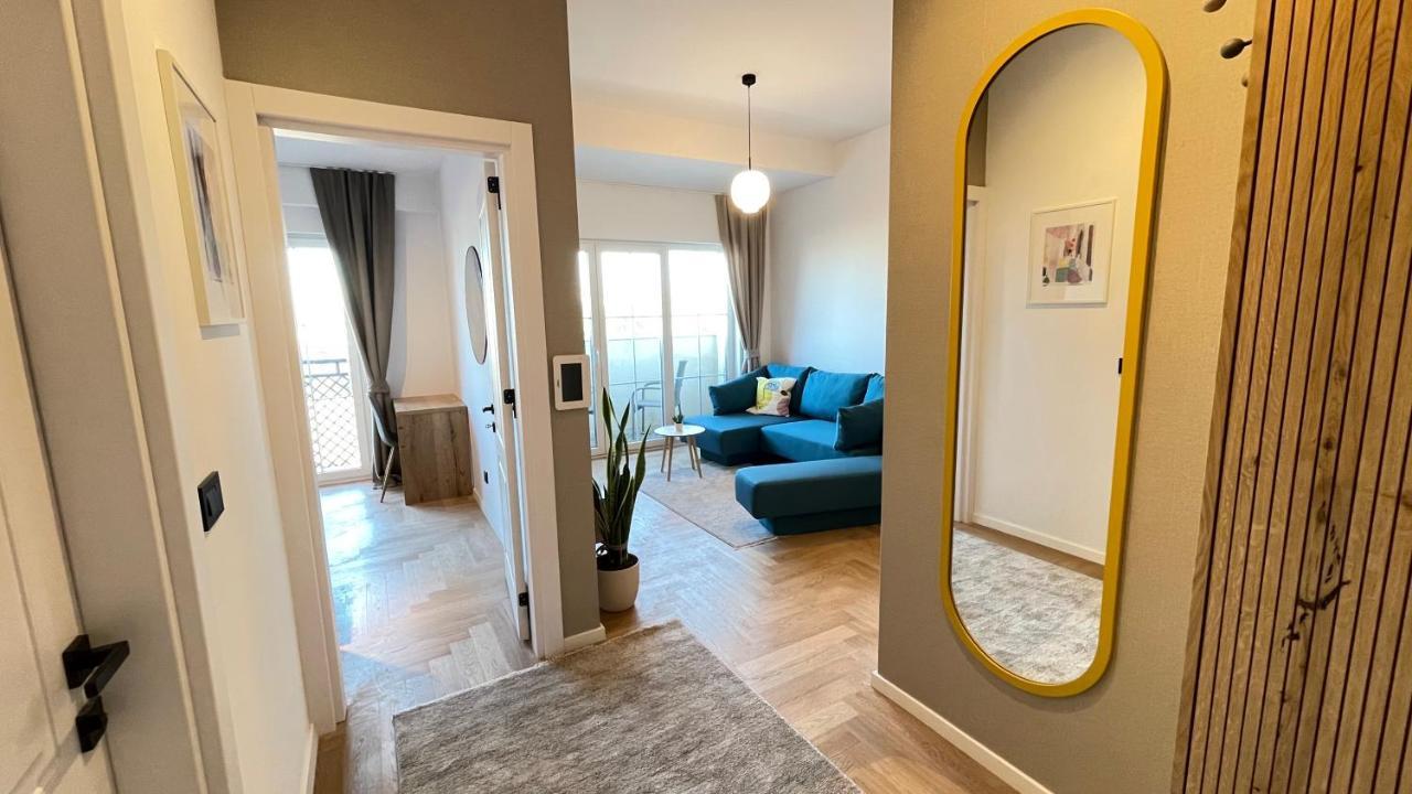 Floral Inn Пристина Екстериор снимка